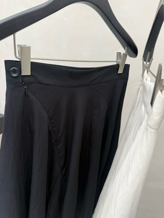 Ode Skirt (2 Colors)