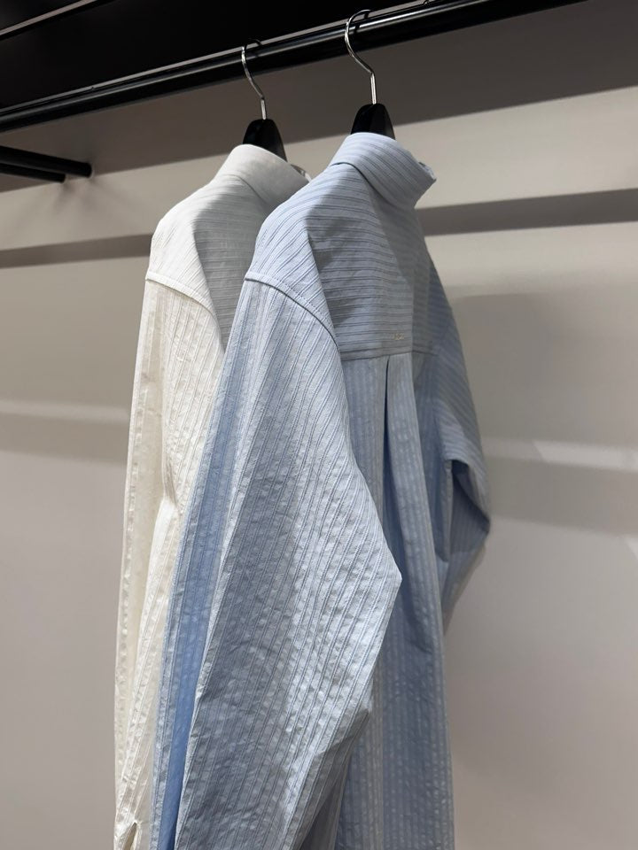 Letter Embroidered Shirt (2 Colors)