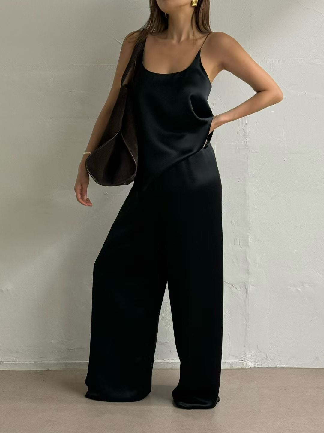 Noemi Top (2 Colors) 直播當日沒有掛版示範 !