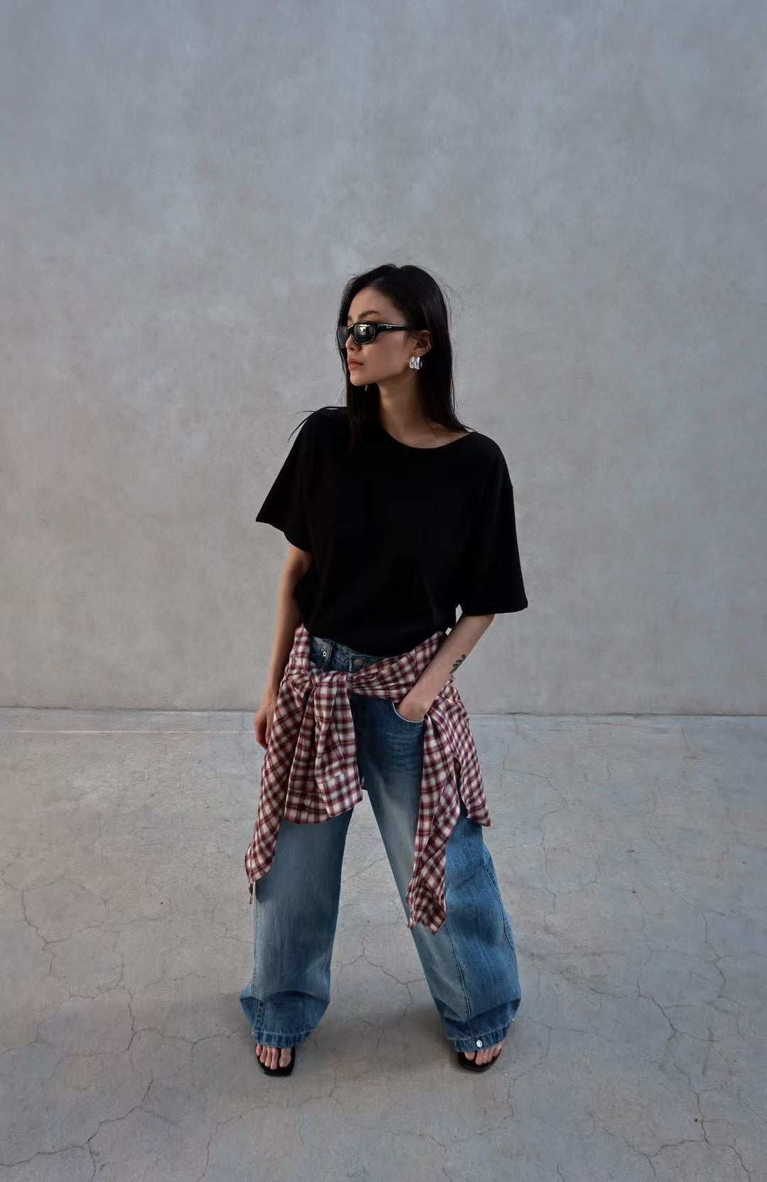Lyuba Tee (2 Colors)