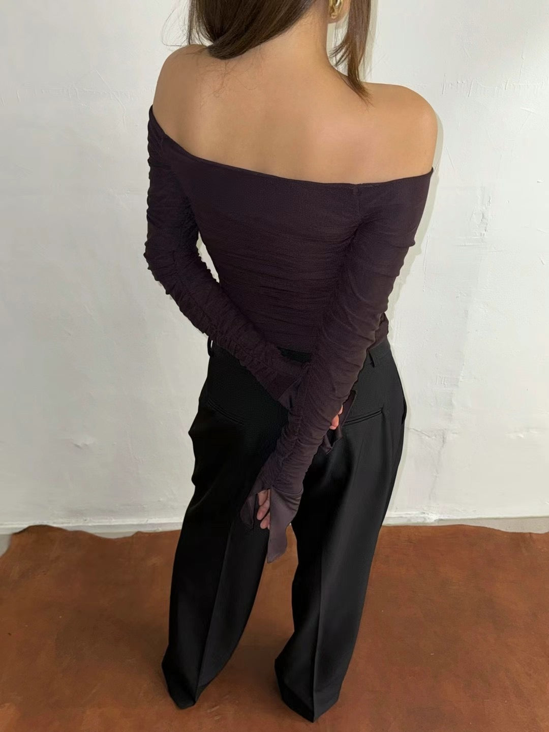 Ophelia Off-shoulder Long-sleeve Top (4 Colors)