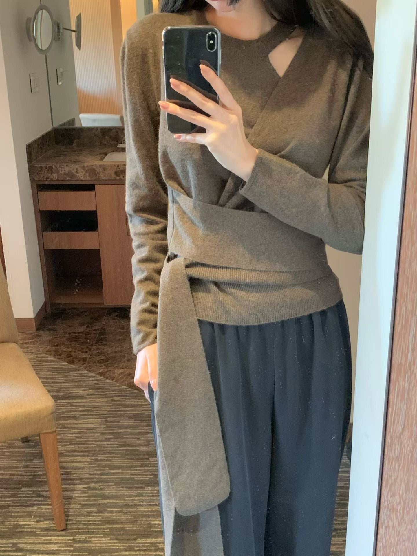 Zephyra Cashmere Top (2 Colors)