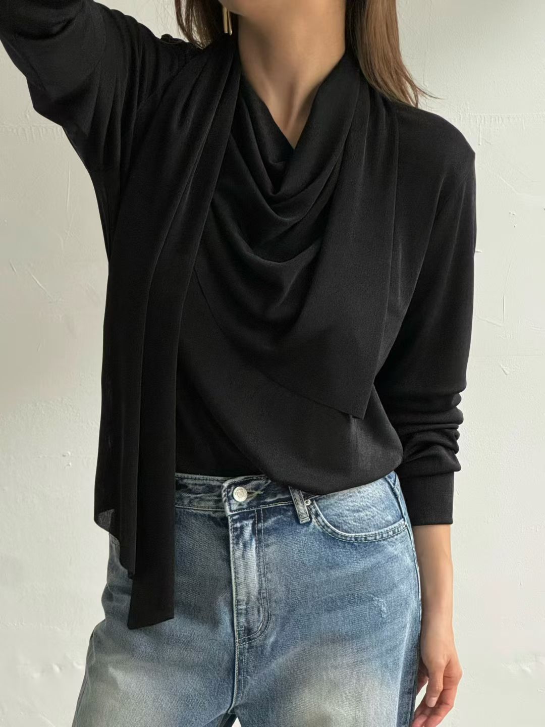 Selene Blouse (2 Colors) 直播後 Reels 隱藏款!