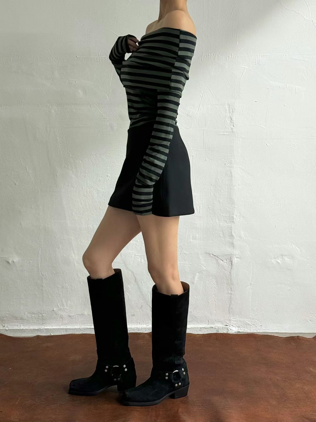 Emma Off-shoulder Long-sleeve Top (5 Colors)