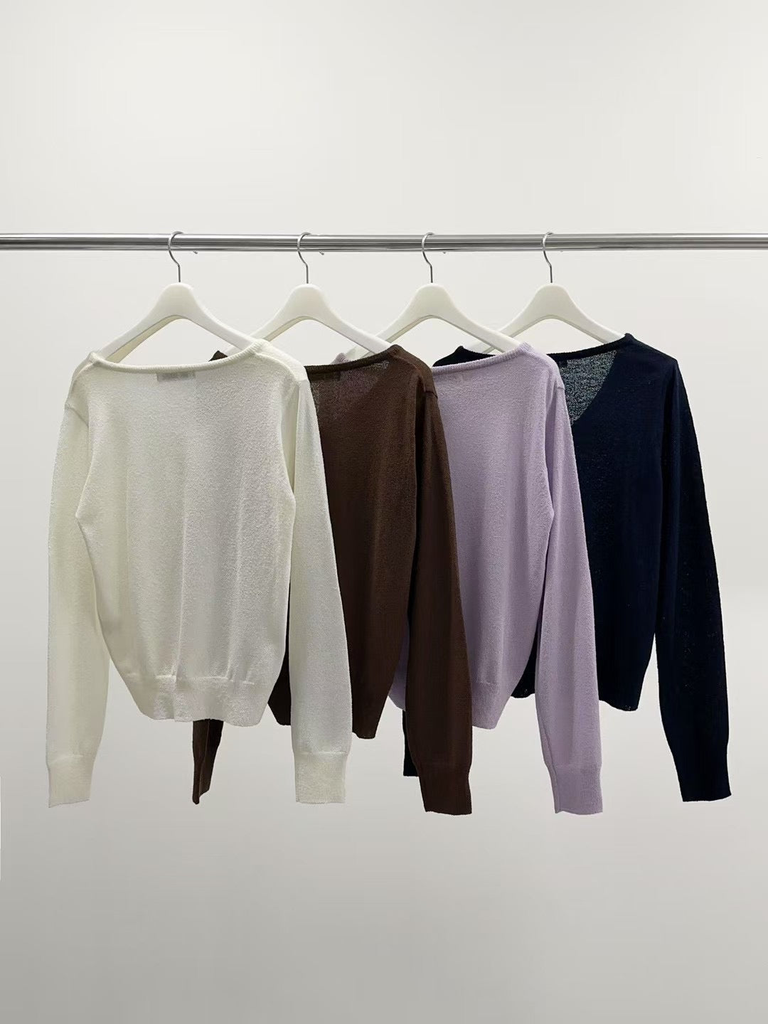 Peanut Boucle V-neck Knit (4 Colors)