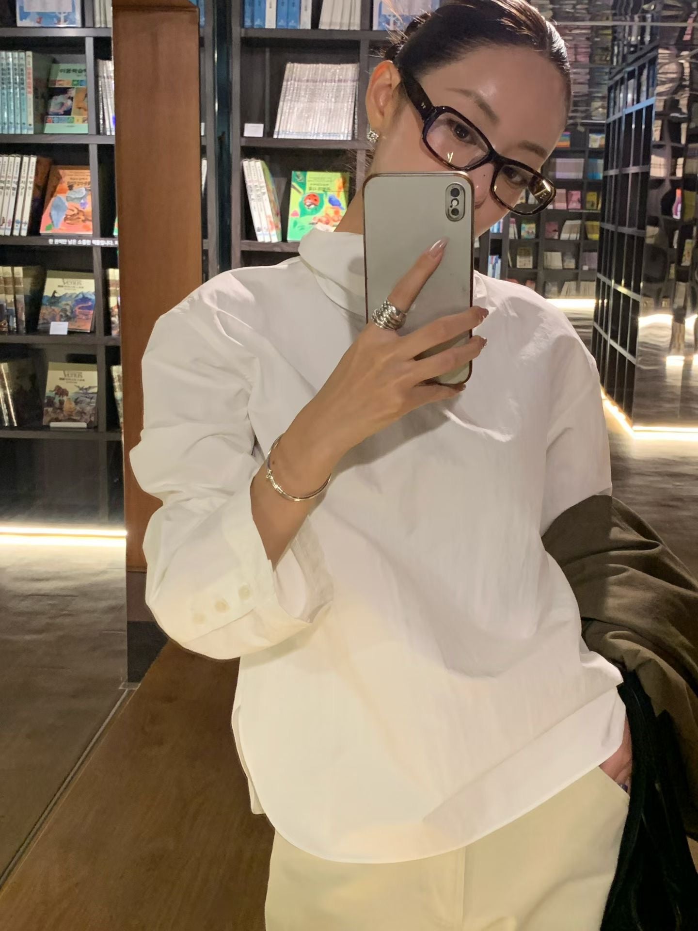 Naessa Blouse (2 Colors)