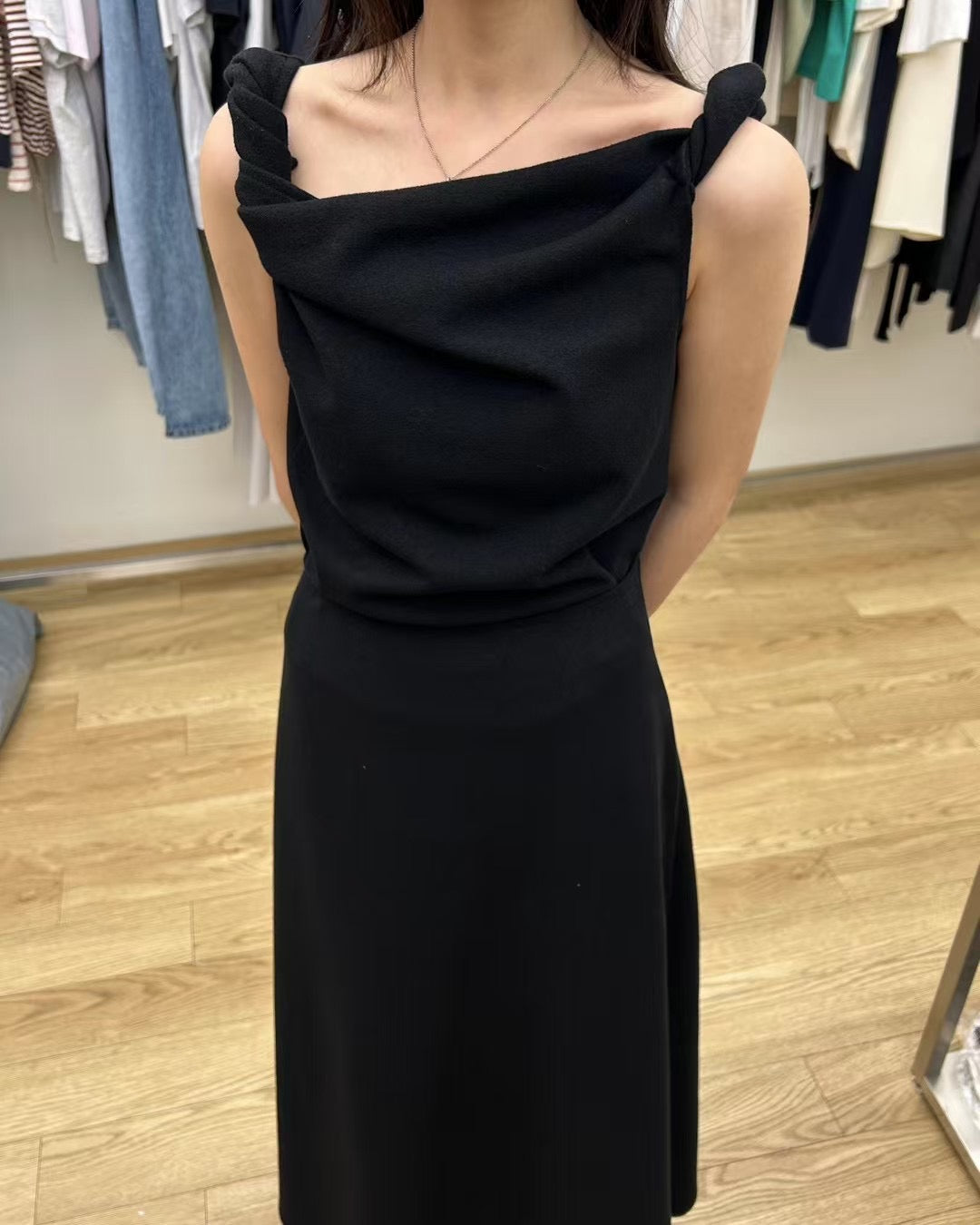 Elysia Twist Top (2 Colors)