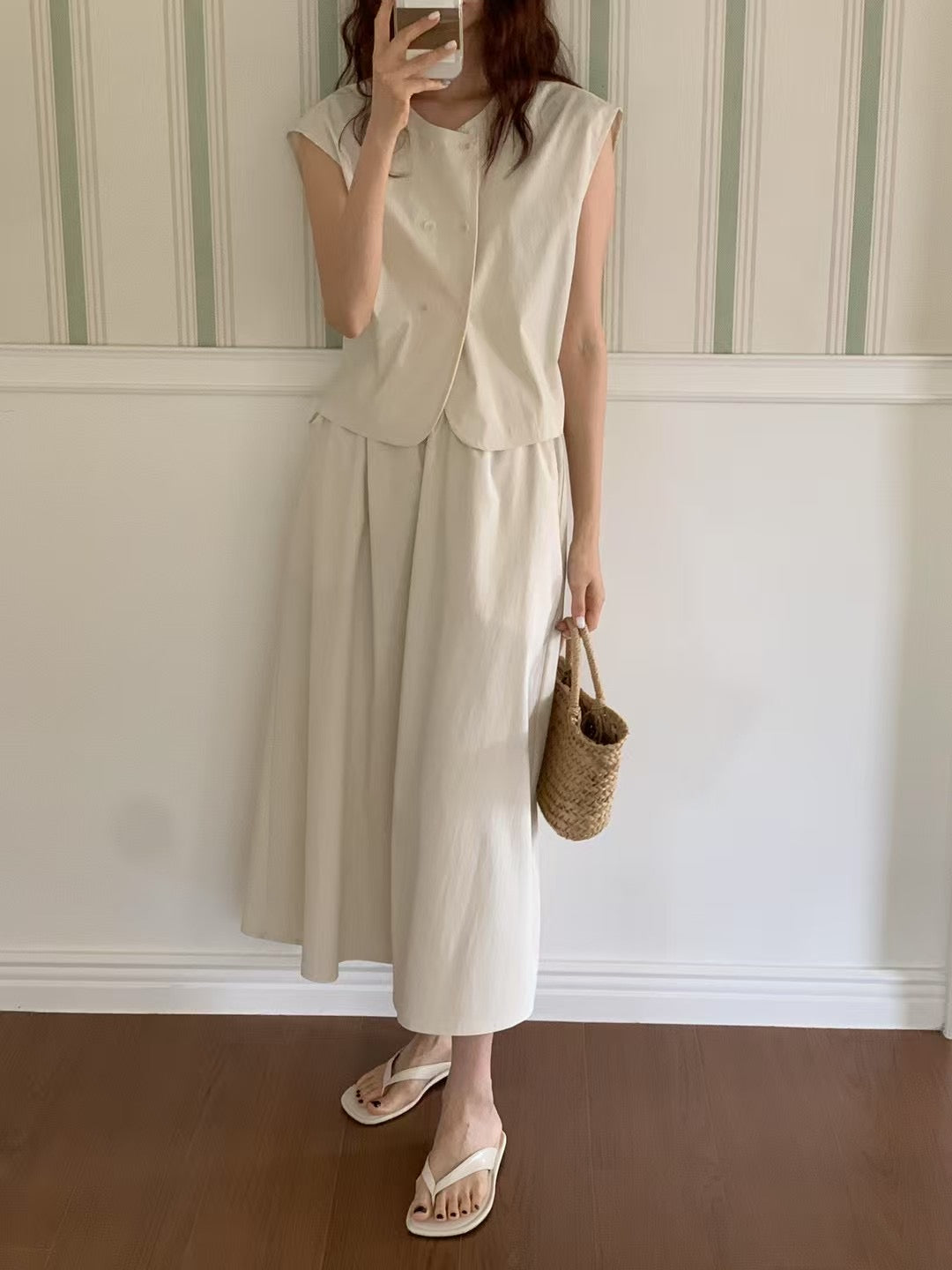 Fiadh Low Neck Dress (2 Colors)