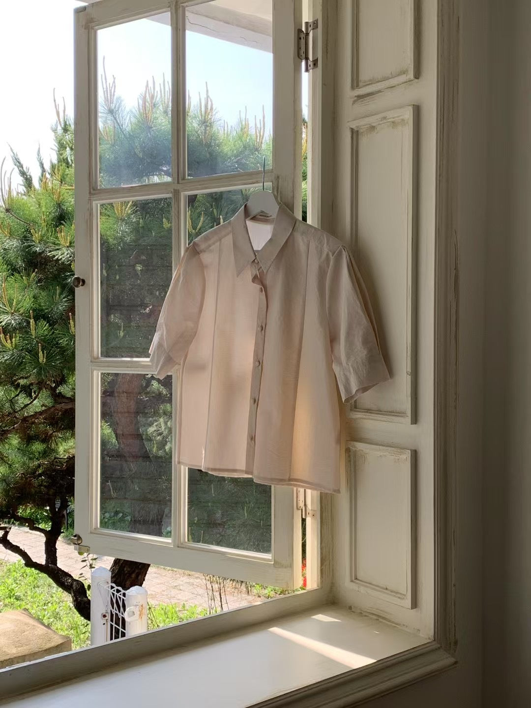 Bijou Blouse (2 Colors)