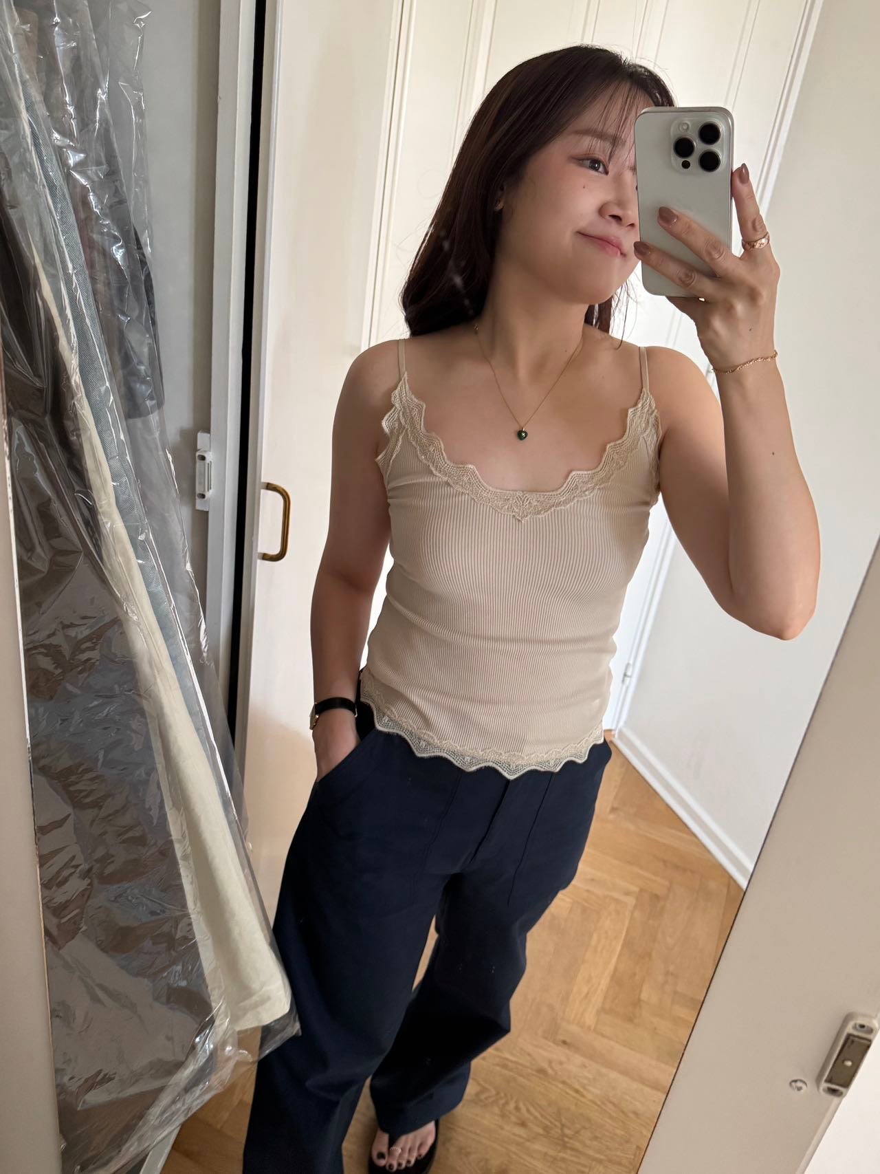 Allen Lace Sleeveless Top (5 Colors)