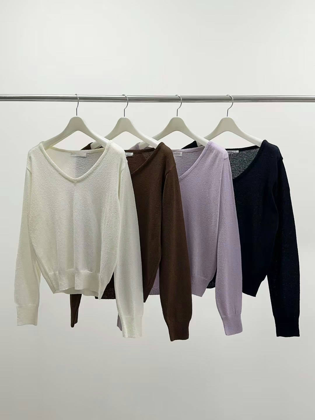 Peanut Boucle V-neck Knit (4 Colors)