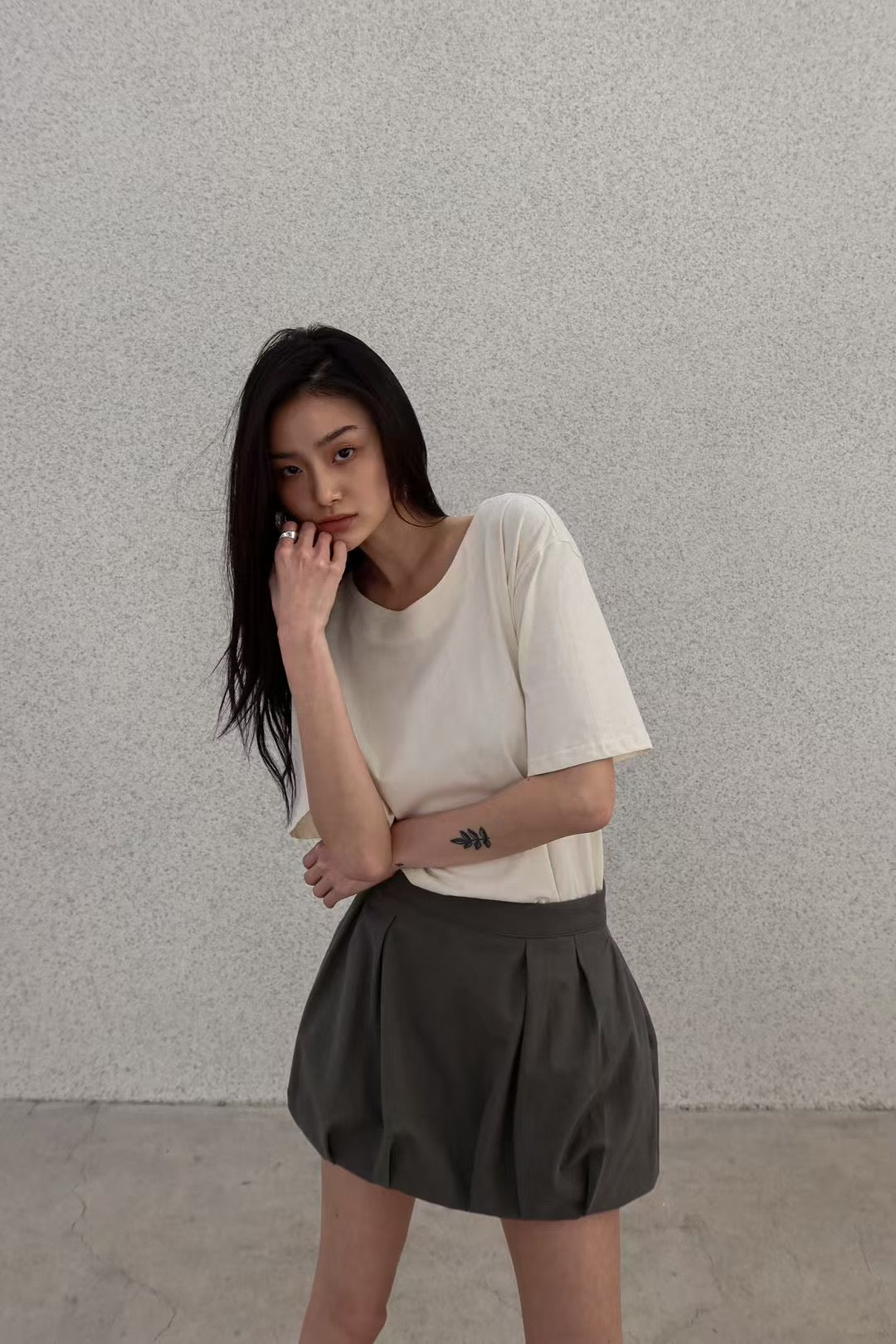 Lyuba Tee (2 Colors)