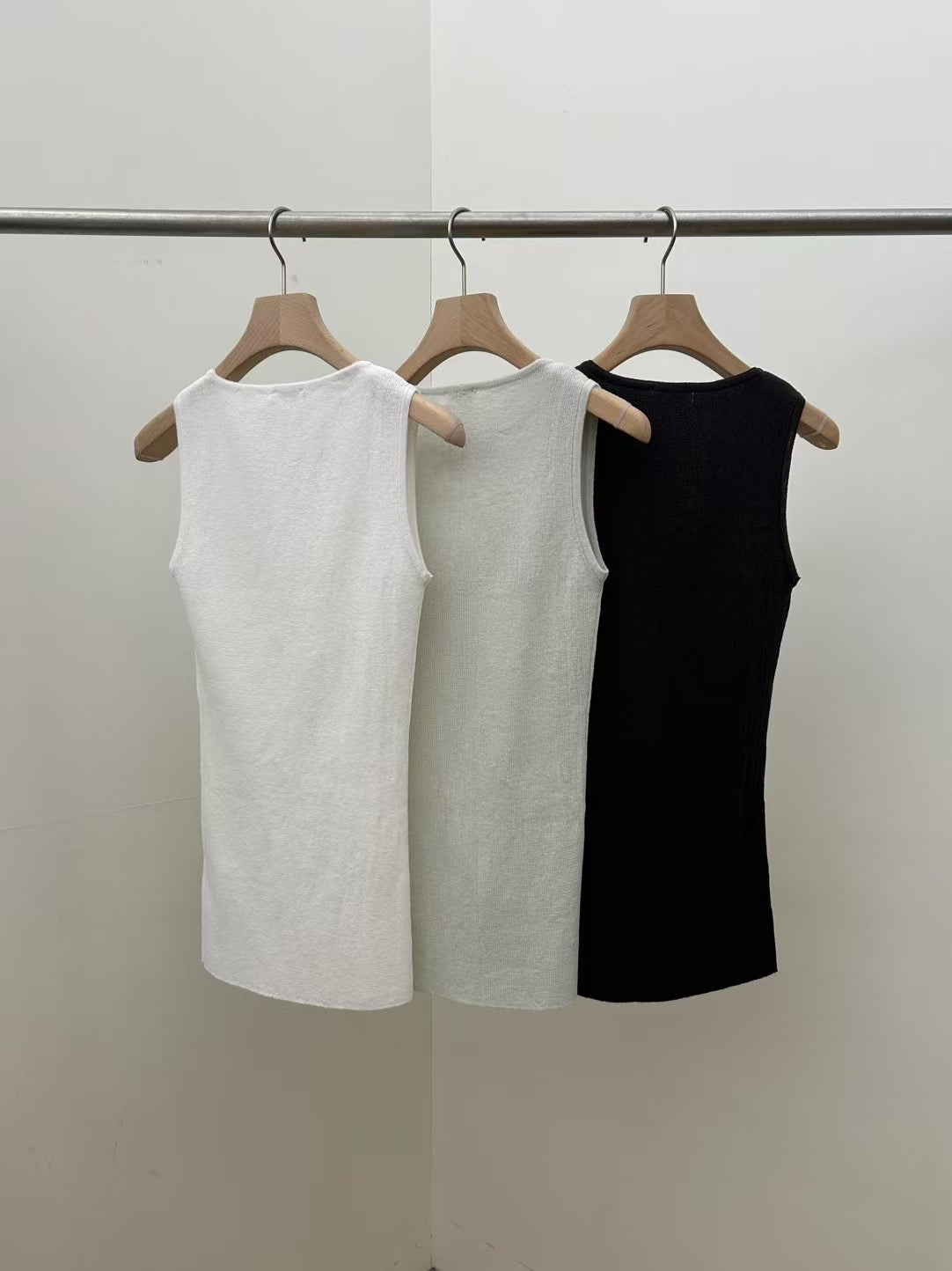 Imogen Sleeveless Top (3 Colors)