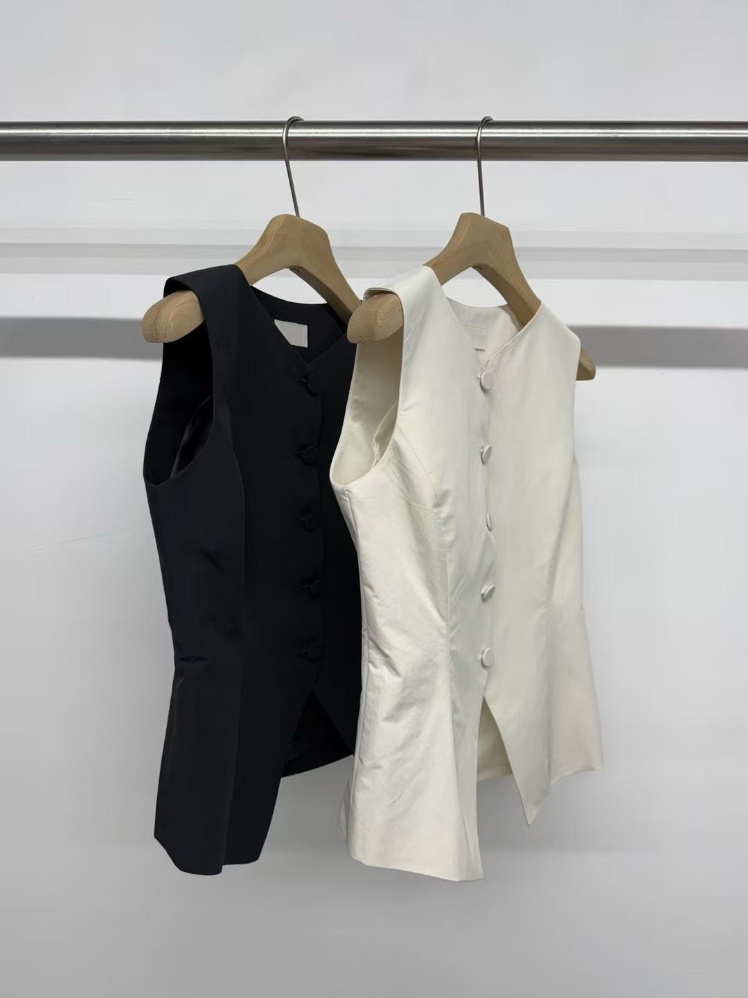 Amaris Vest (2 Colors)
