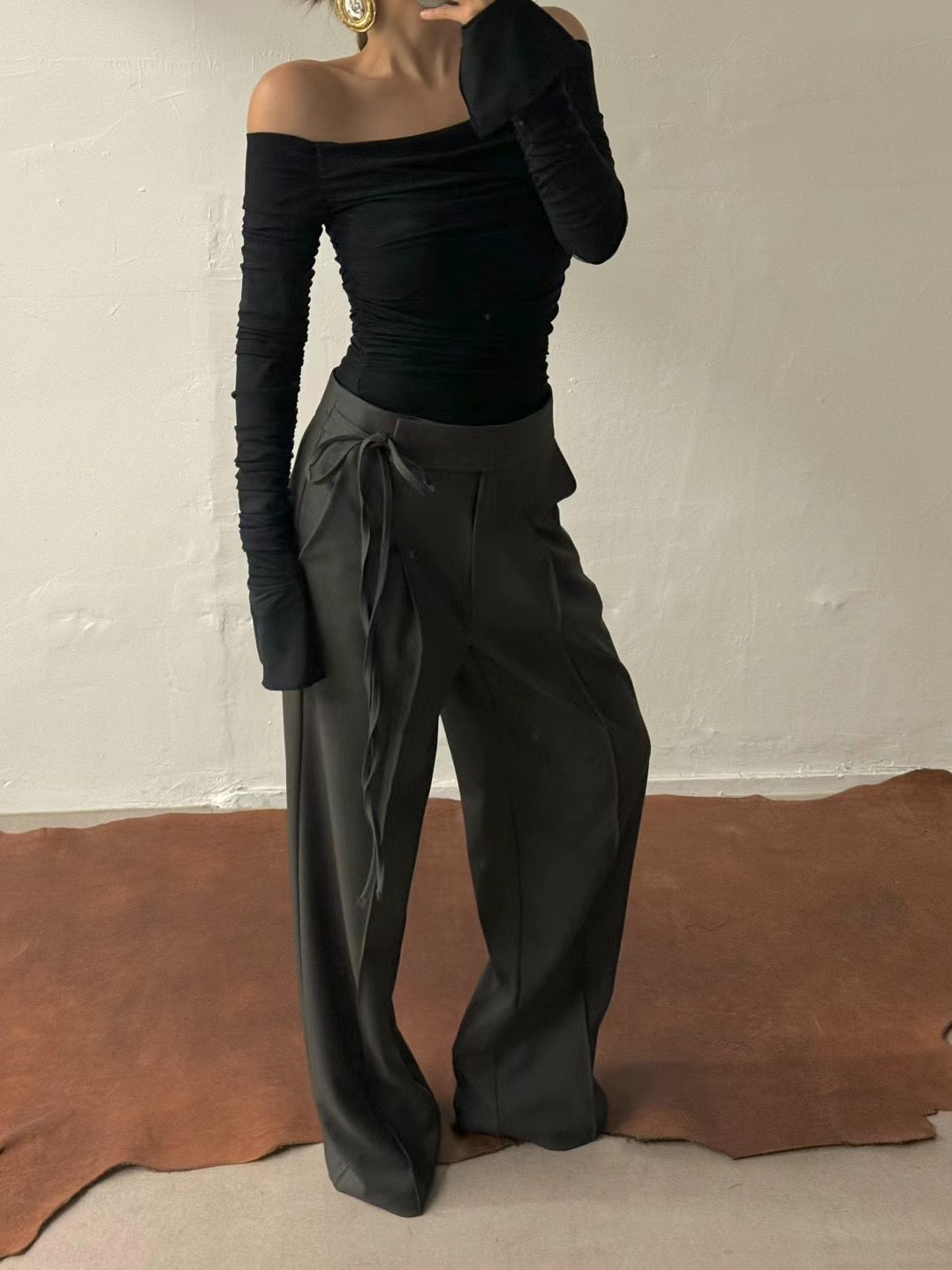 Ophelia Off-shoulder Long-sleeve Top (4 Colors)