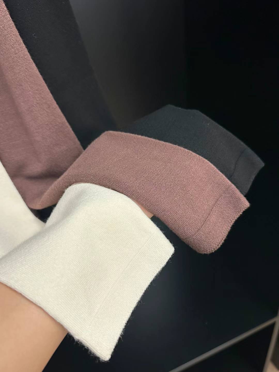 Holgeman's Knit (3 Colors)