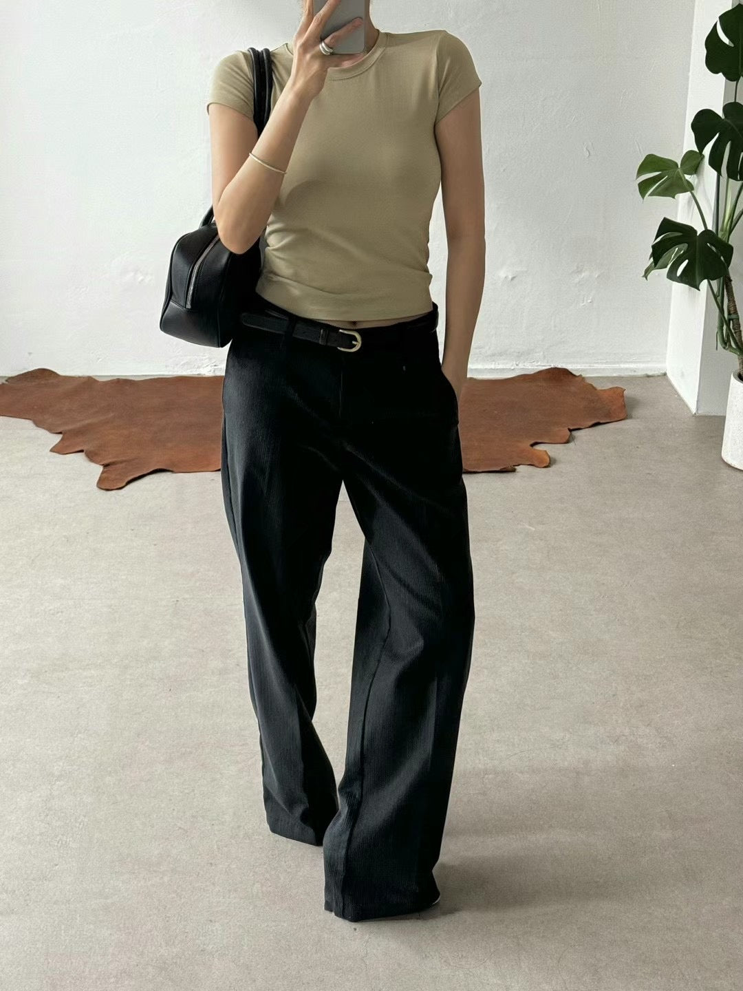 Vivian T-shirt (5 Colors)
