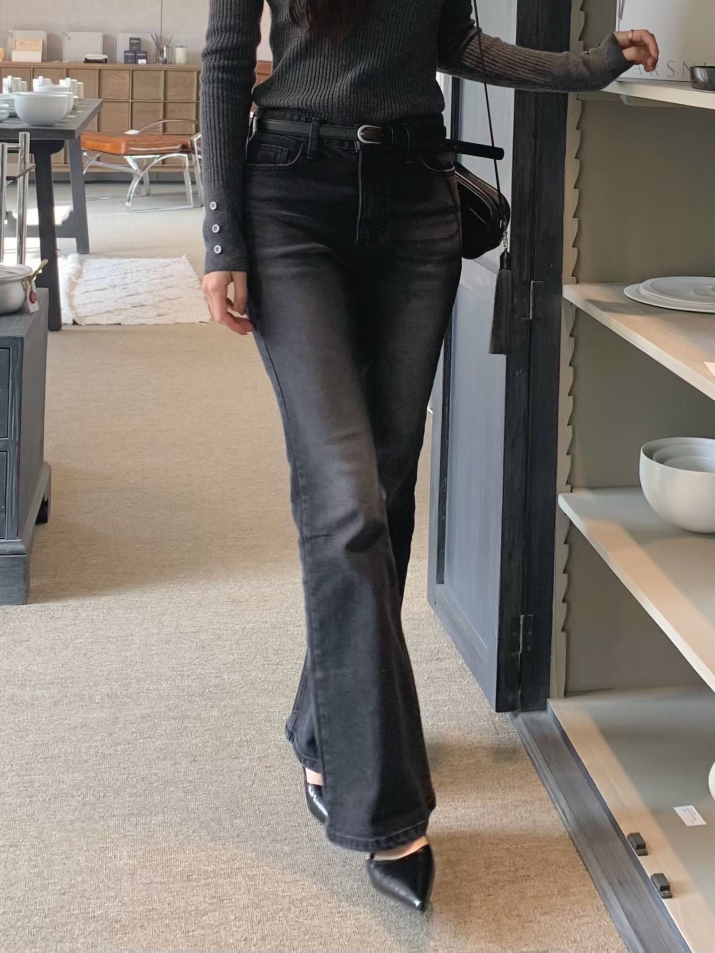 Amara Jeans (2 Colors)