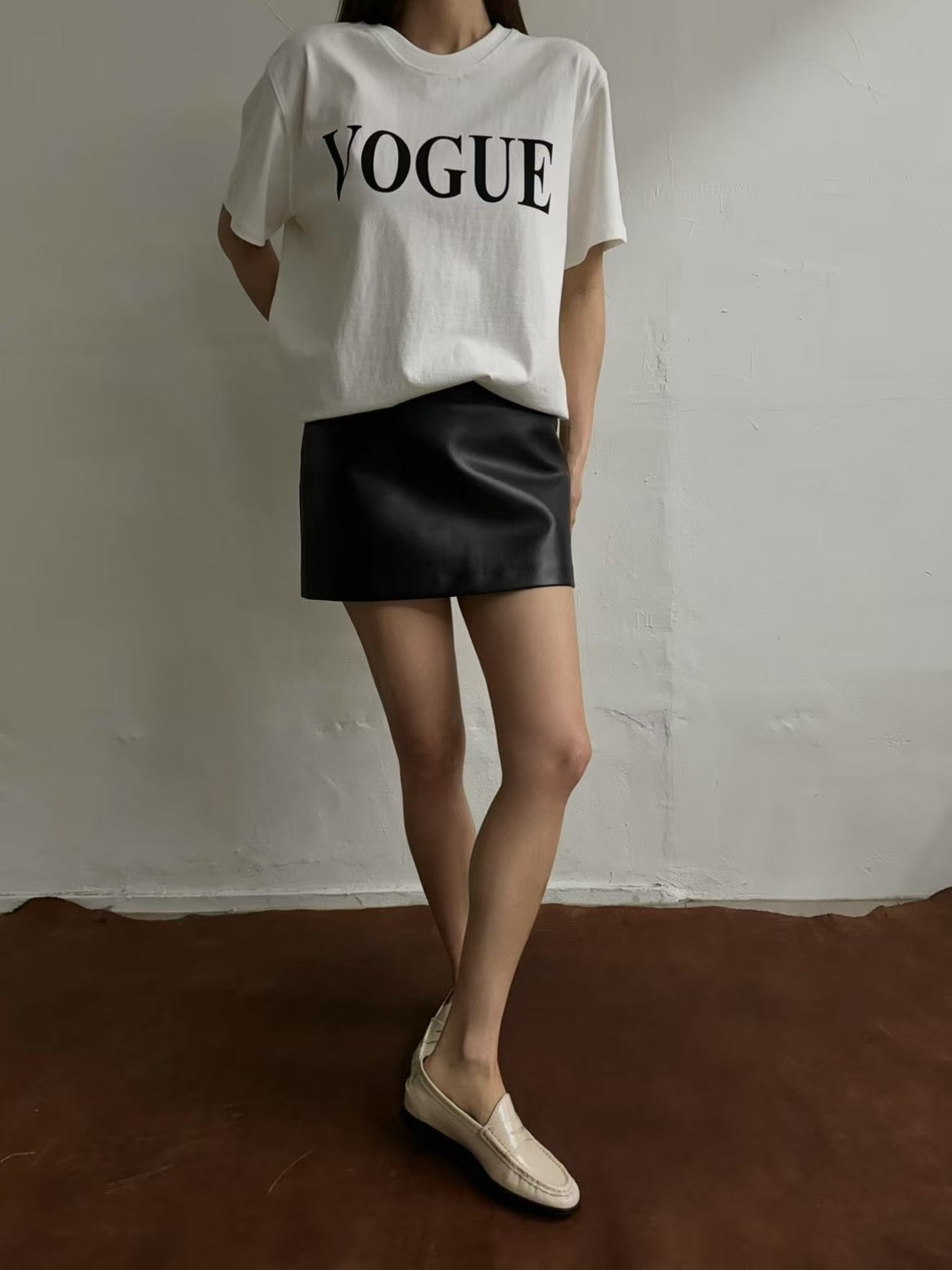 Vogue Tee (4 Colors)