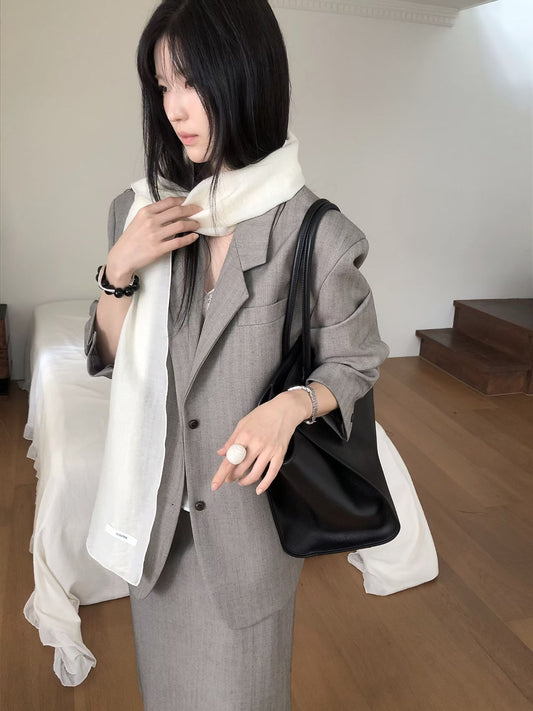 Kinzley Wool Blazer (2 Colors)