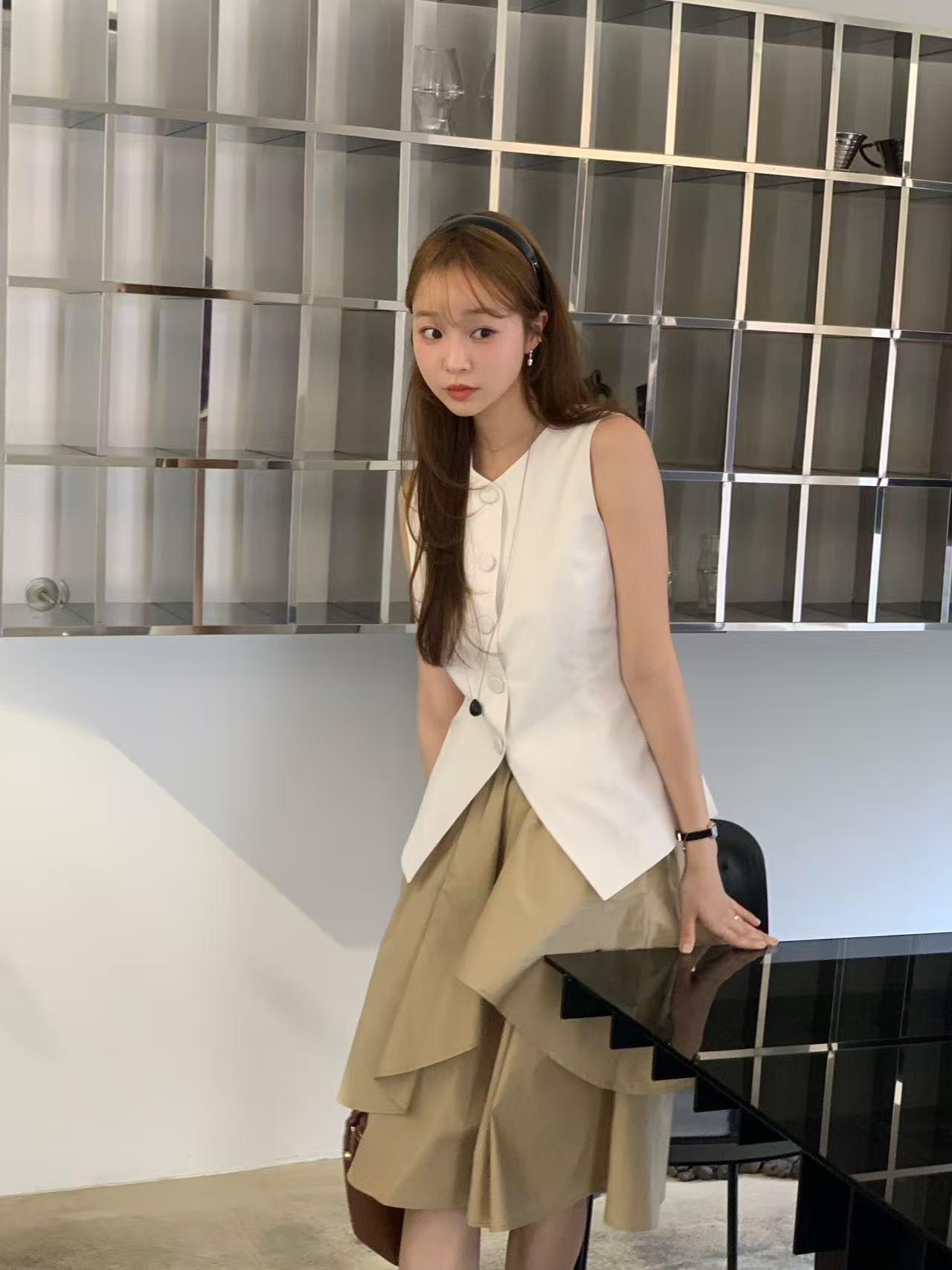 Amaris Vest (2 Colors)