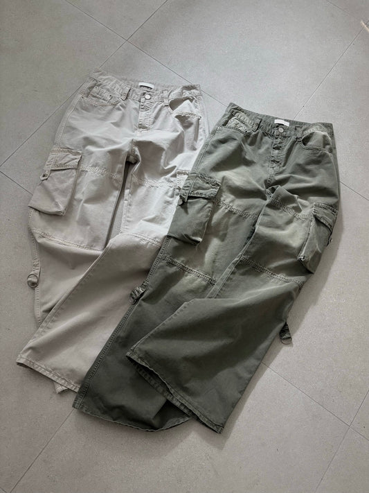 Pippon Cargo Pants (2 Colors)