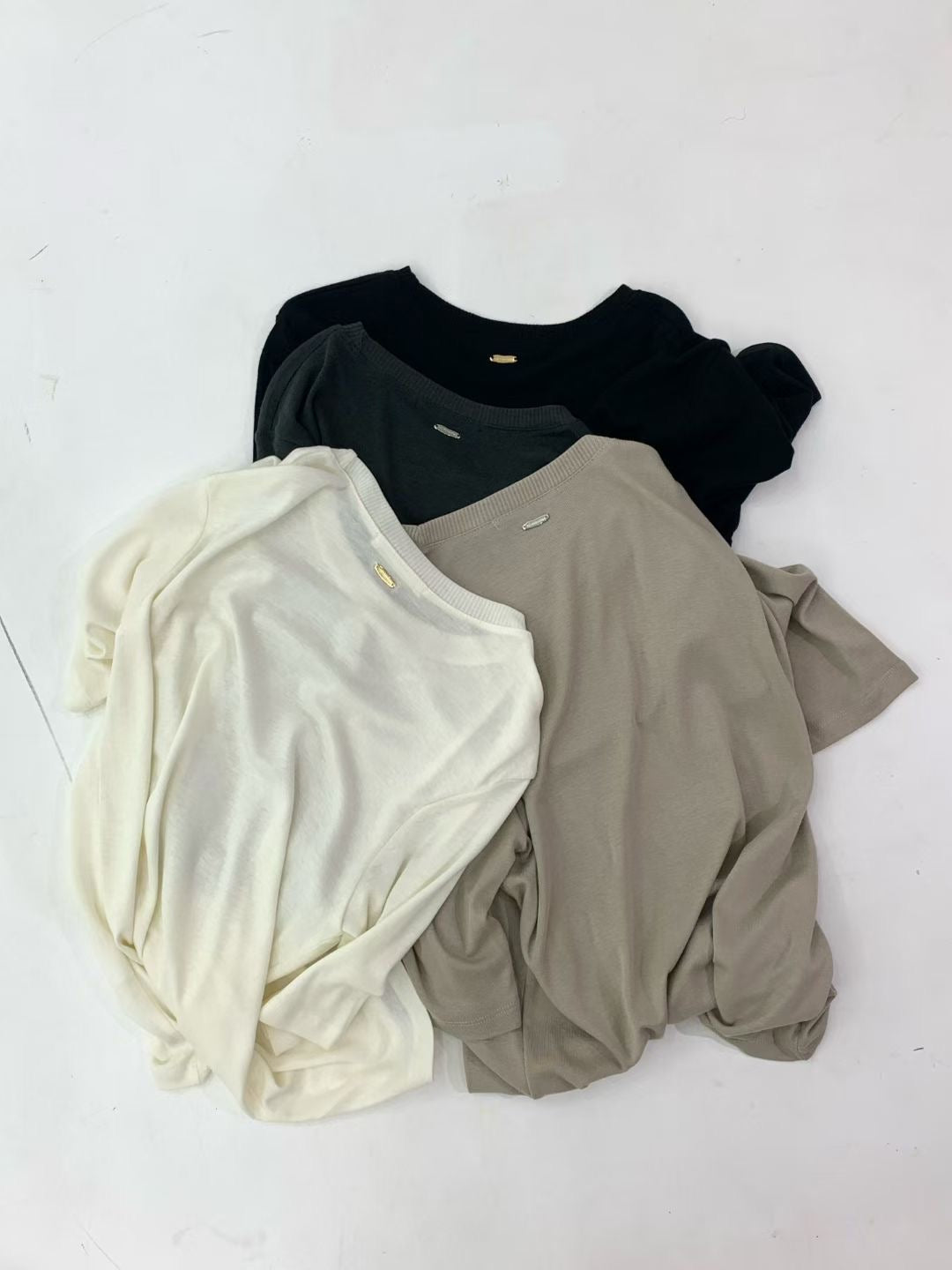 Nyssa Tee (4 Colors)