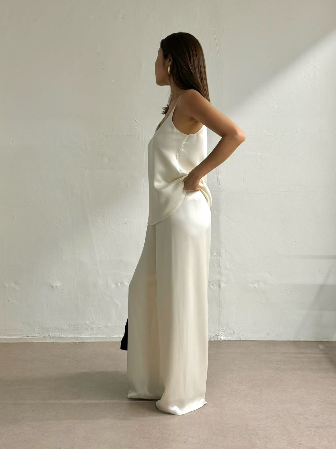 Noemi Top (2 Colors) 直播當日沒有掛版示範 !