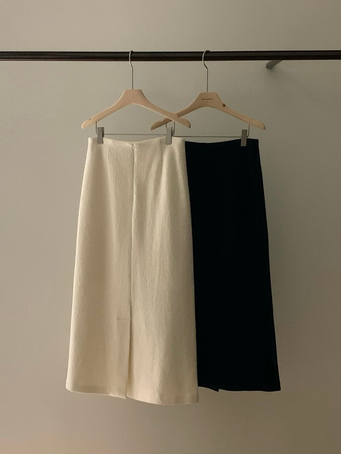 Petal Loving You Skirt (2 Colors)