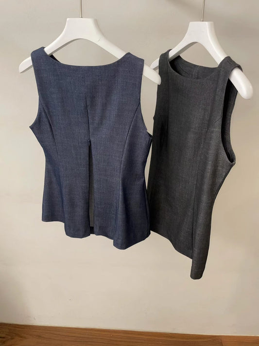 Ellesmere Denim Vest (2 Colors)