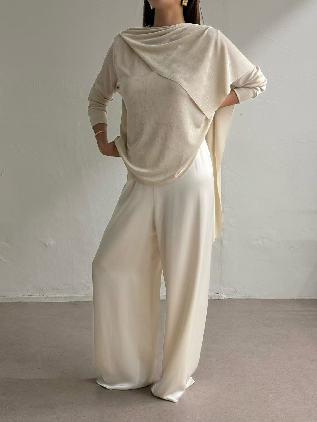 Selene Blouse (2 Colors) 直播後 Reels 隱藏款!