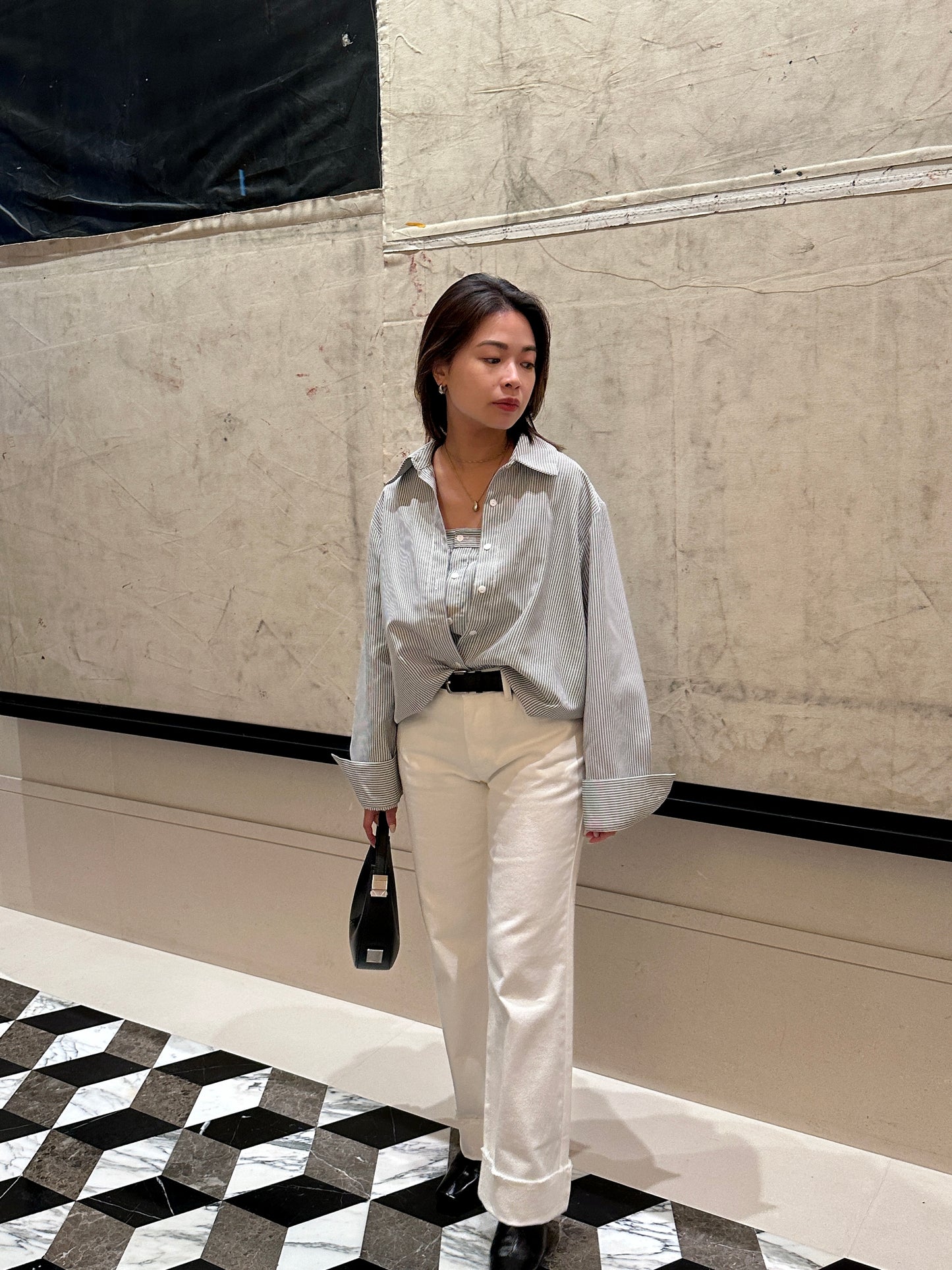 Mid-rise Straight Leg Jeans