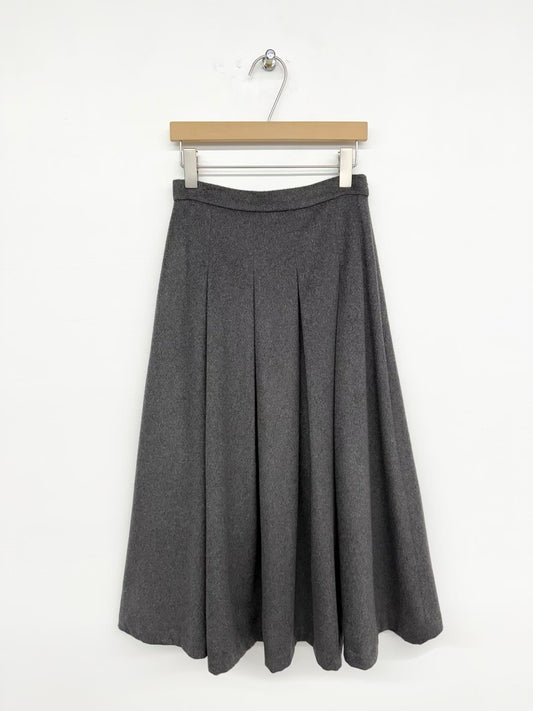 Sable Benson Pleated Skirt (2 Colors)