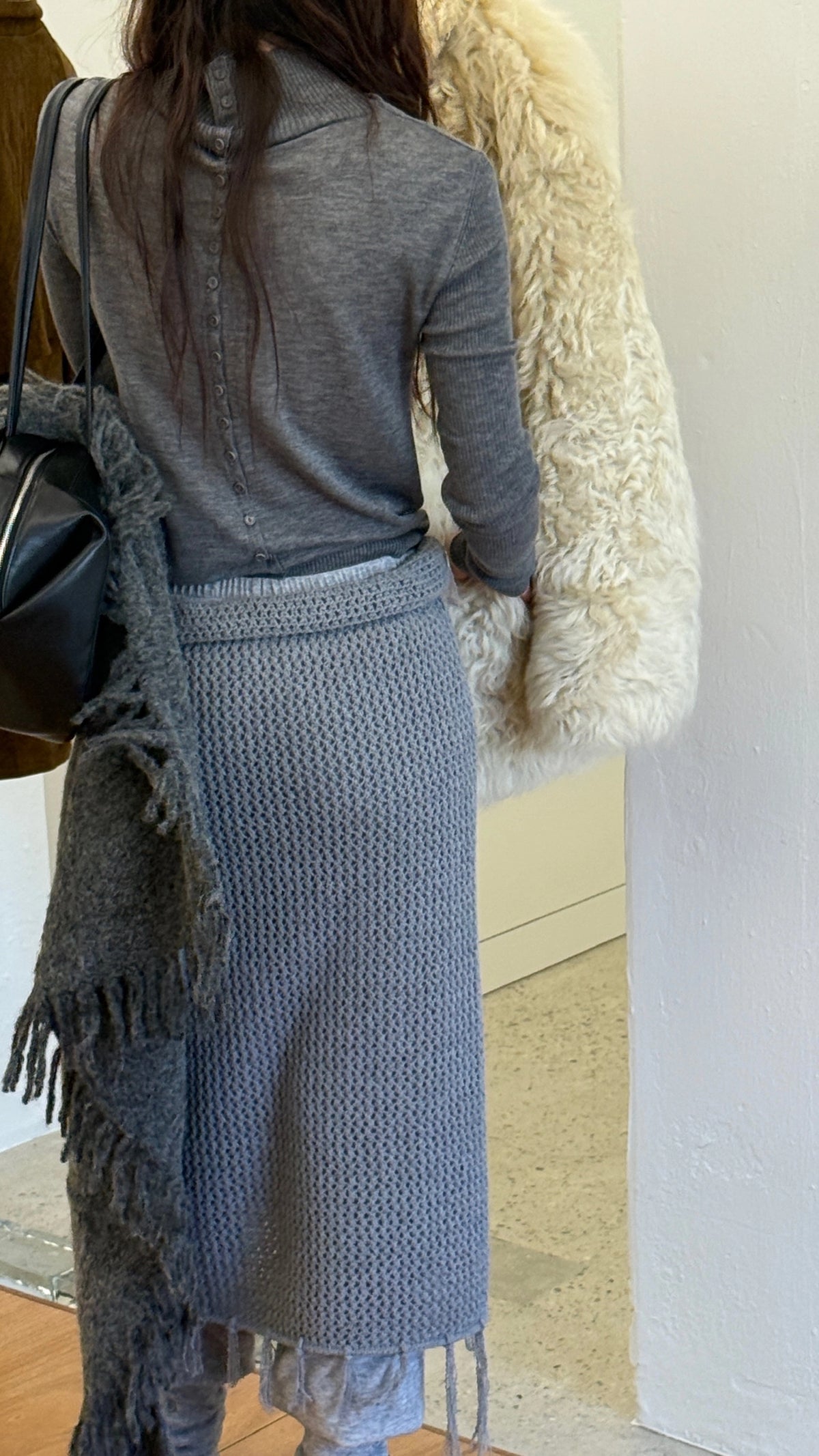 Wool Button Cardigan (4 Colors) model photo