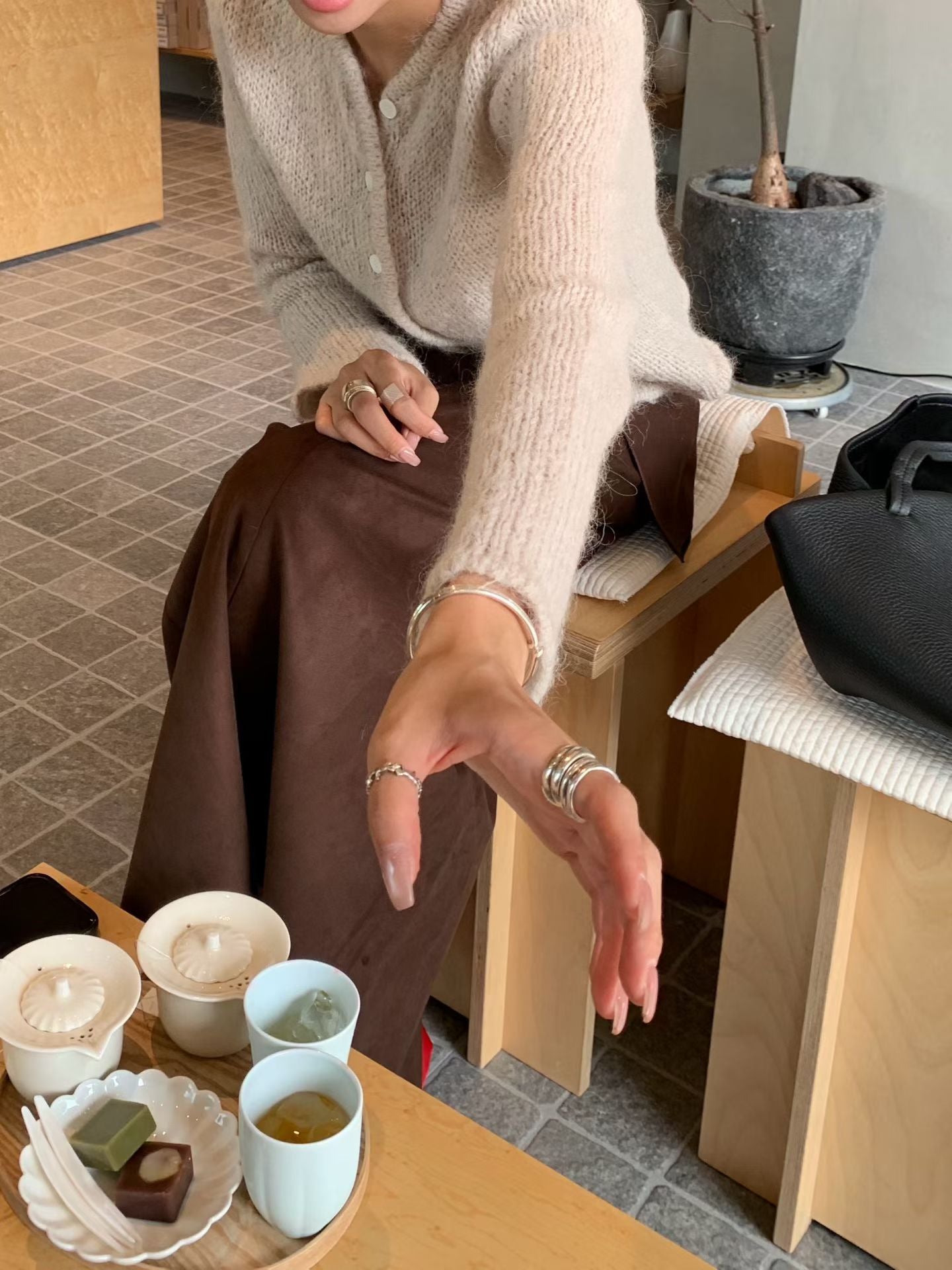 Tauri Cardigan (5 Colors)