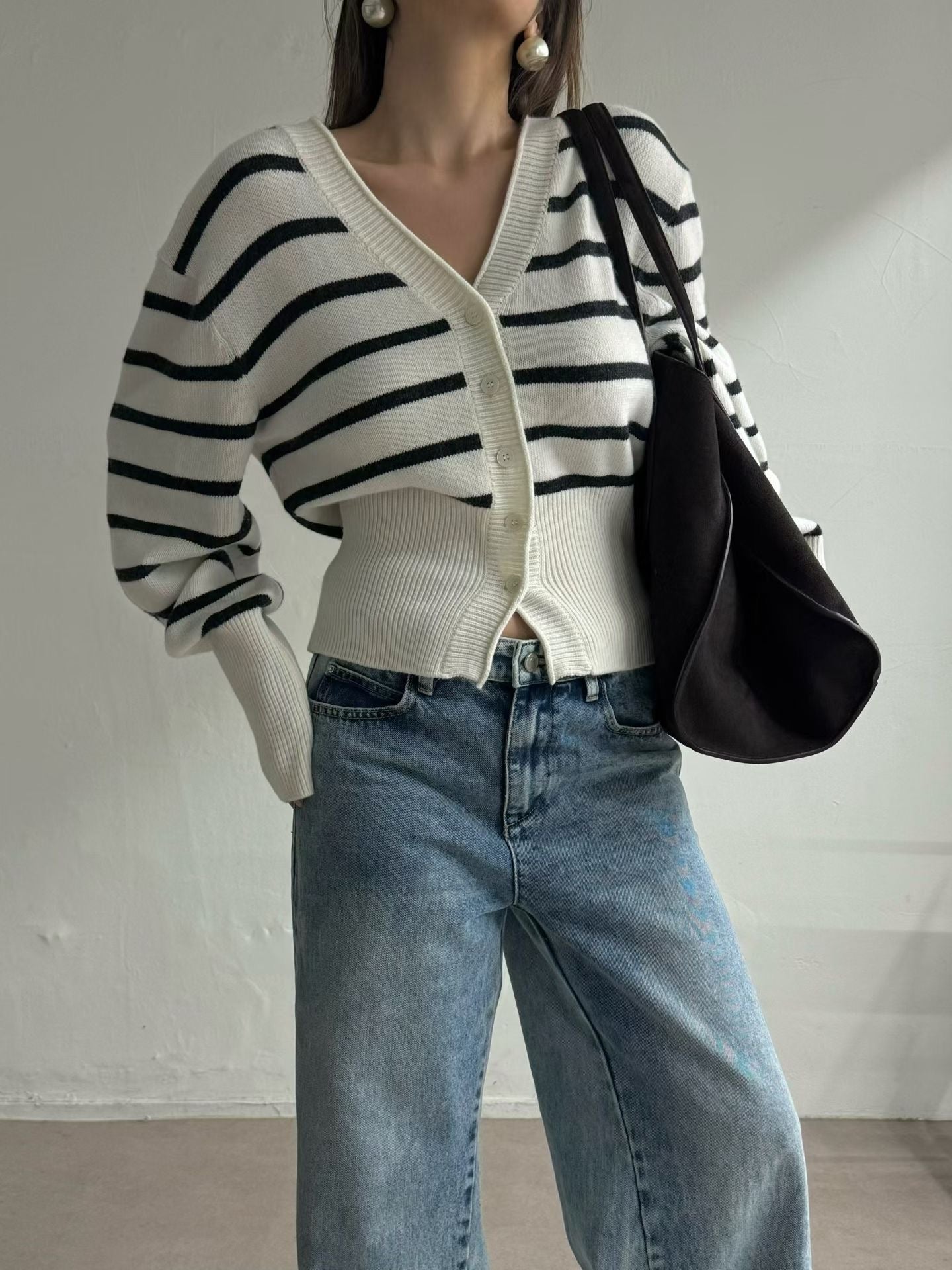 Amaryllis Cardigan (3 Colors)