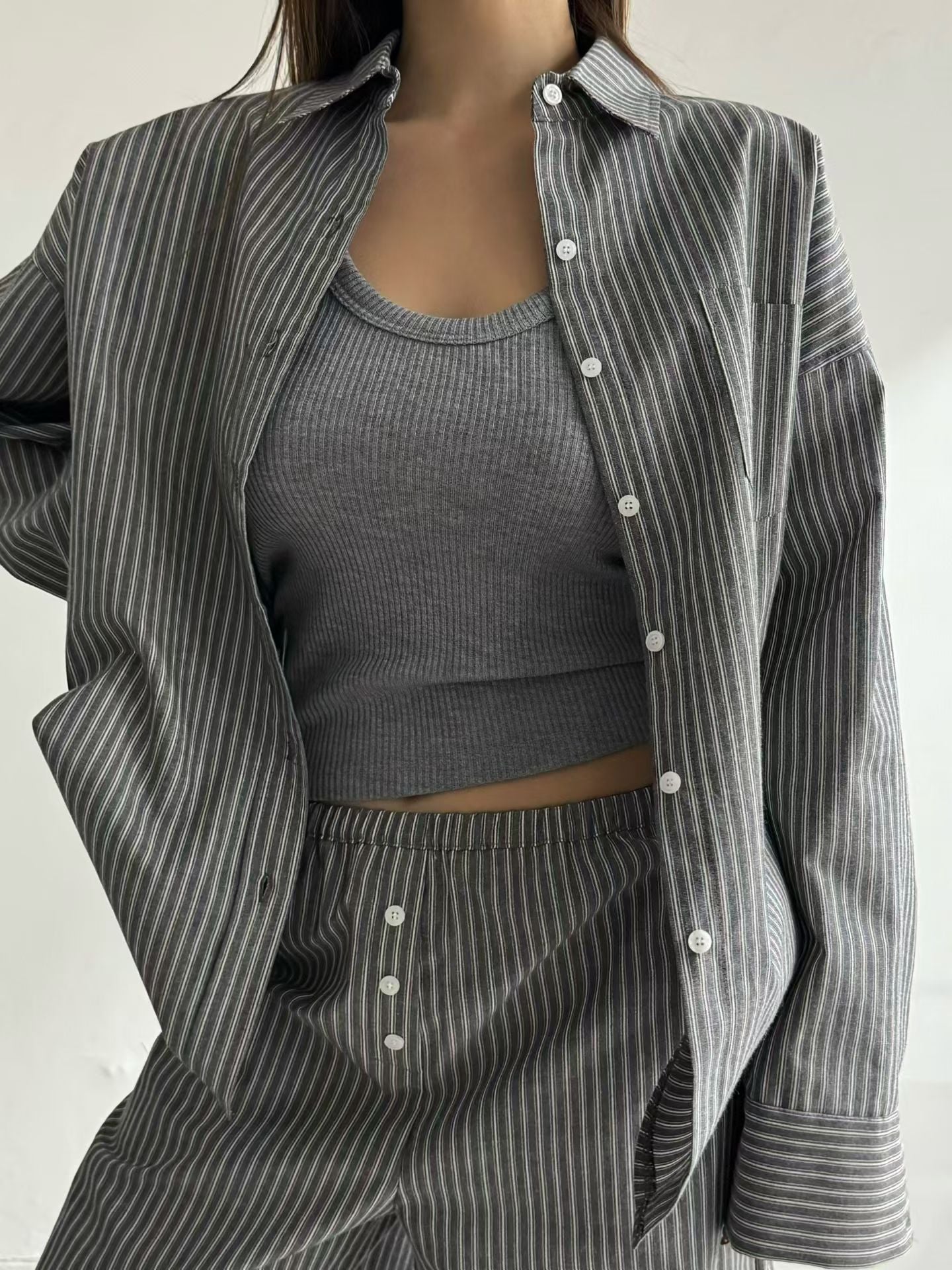 Vionette Shirt (2 Colors)