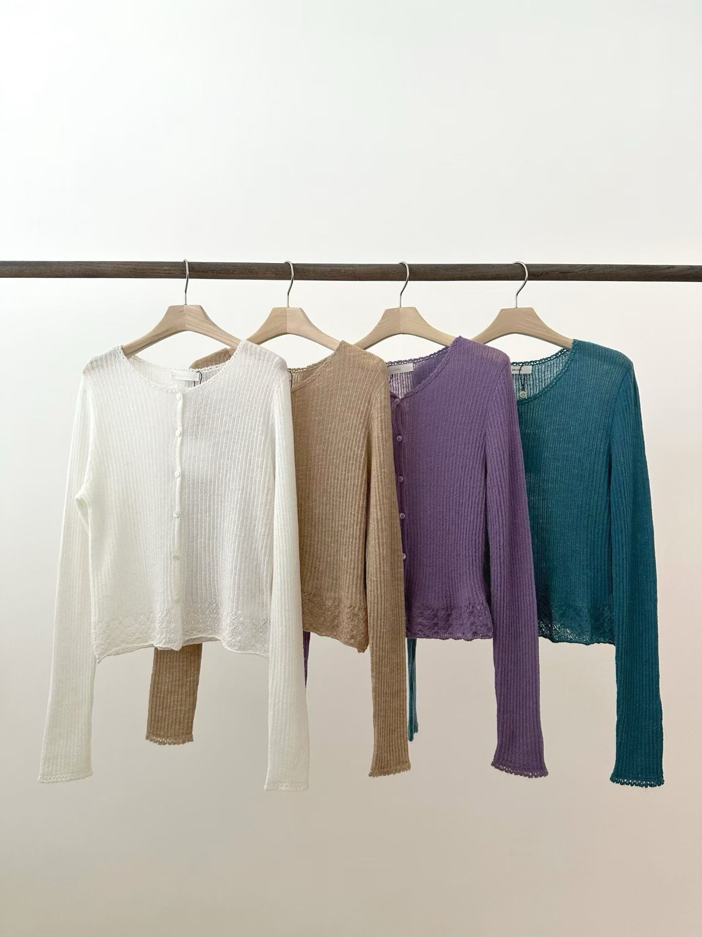 Poem Hand Cardigan (4 Colors)