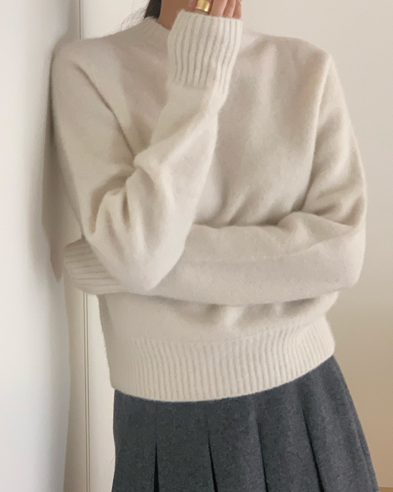 Baby Alpaca Whole Garment Round Knit (4 Colors)