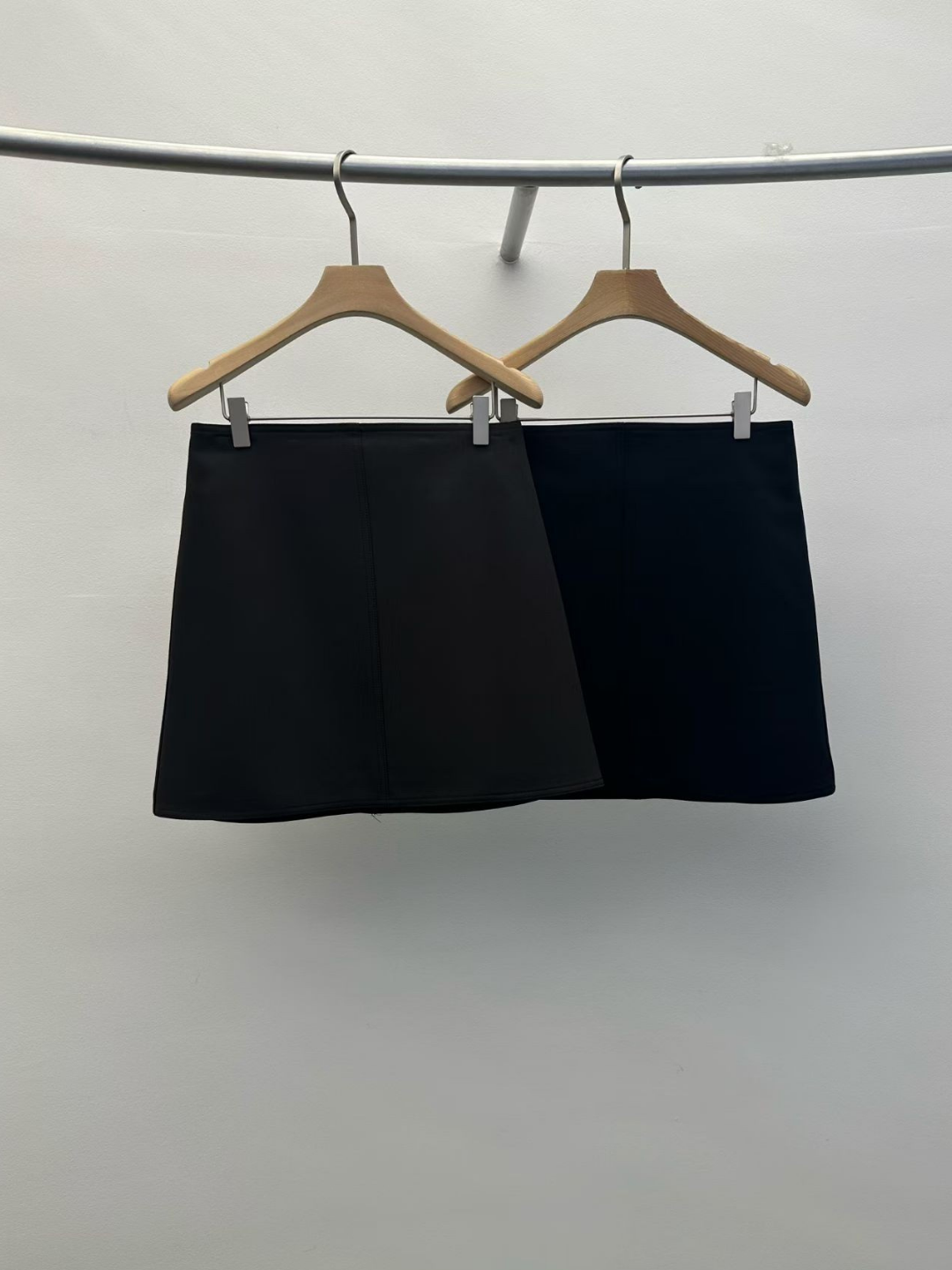 Nyssa Skirt (2 Colors)