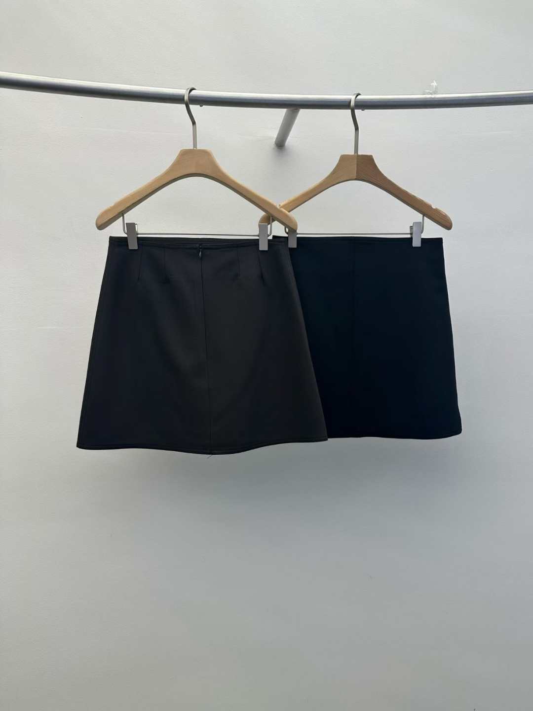 Nyssa Skirt (2 Colors)