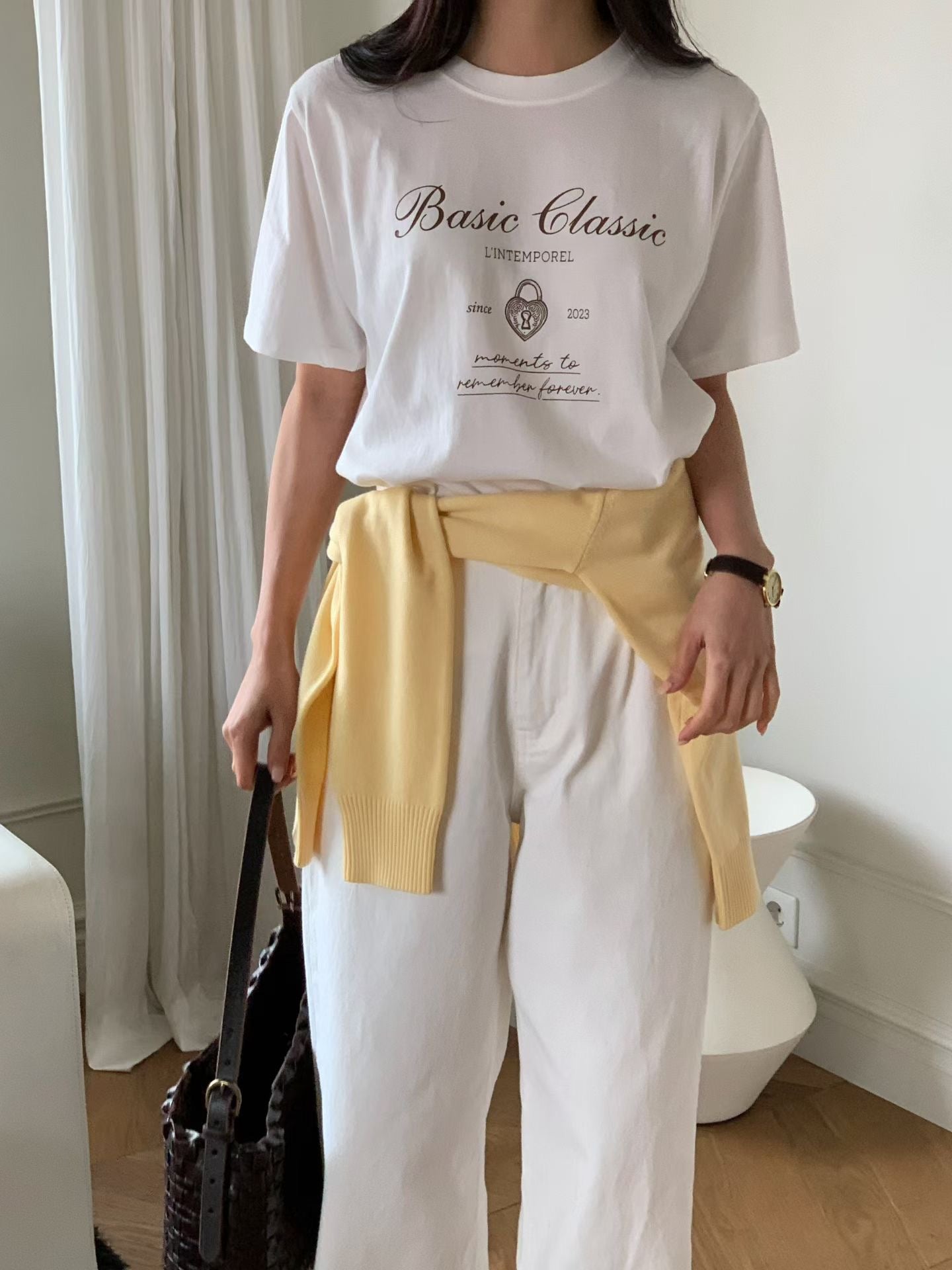 Lettering Tee (2 Colors)(這款沒有直播!)