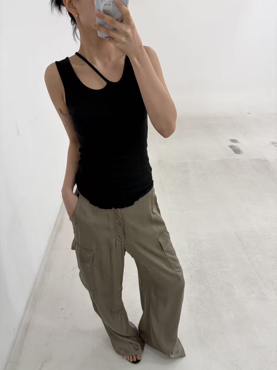 Calytrix Top (4 Colors)