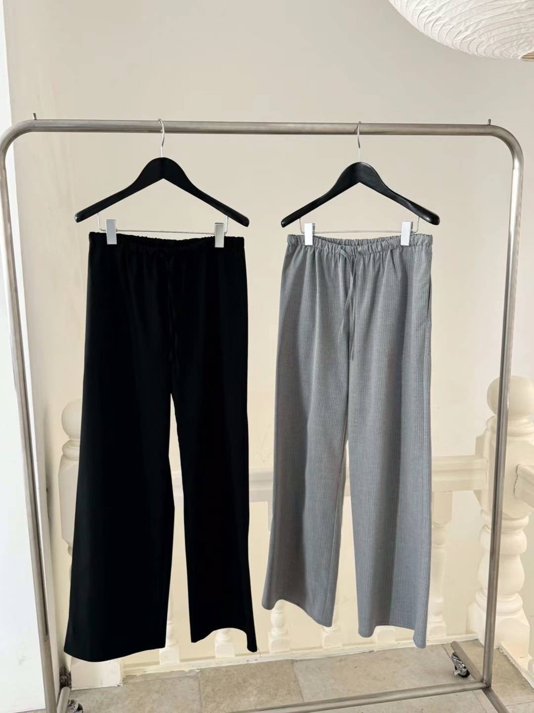 Noir Slacks (2 Colors)