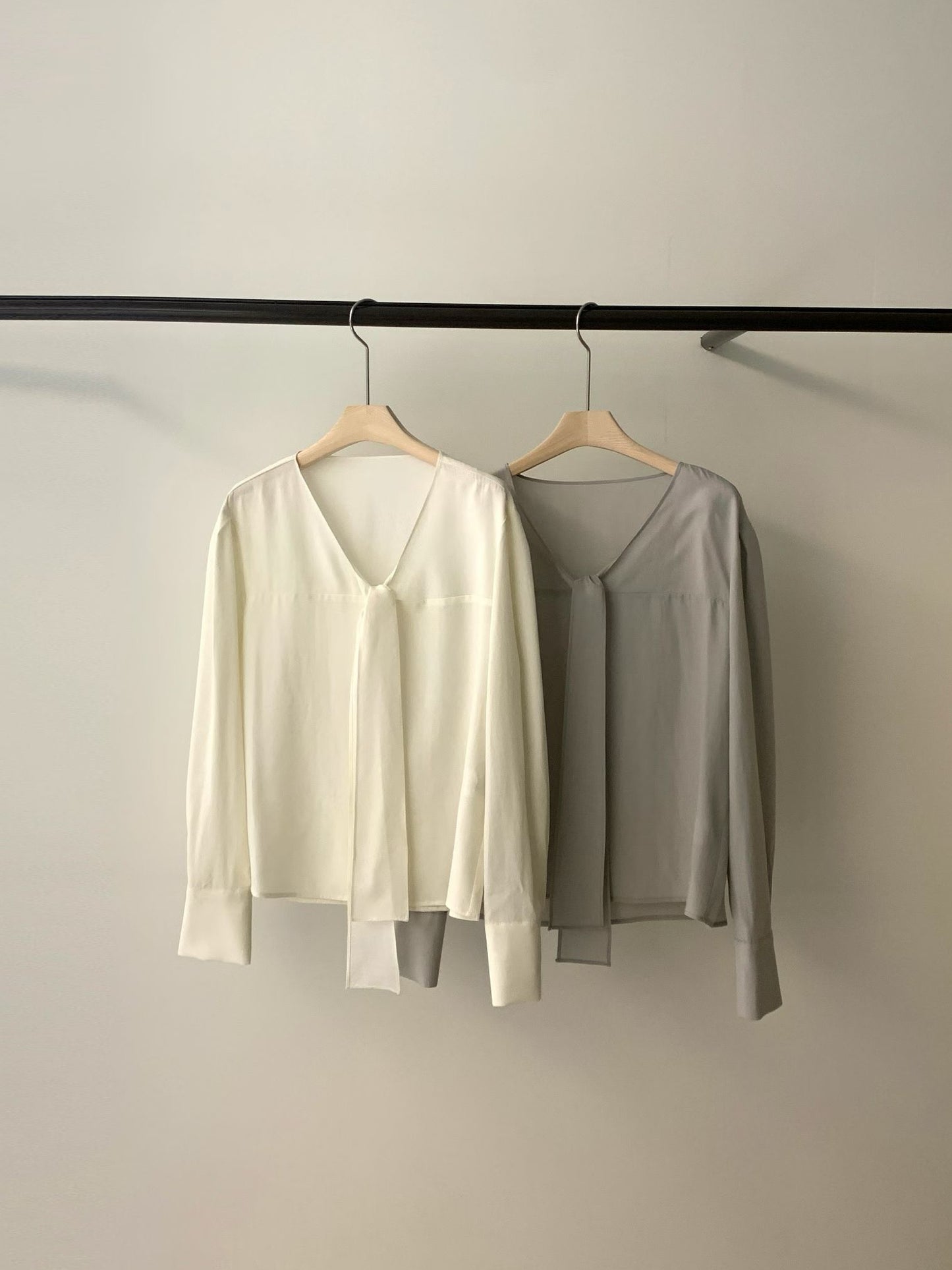 Myrrh Blouse (2 Colors)