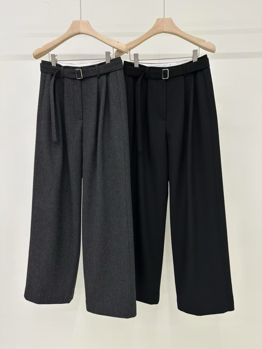 Sigrid Pants (2 Colors)