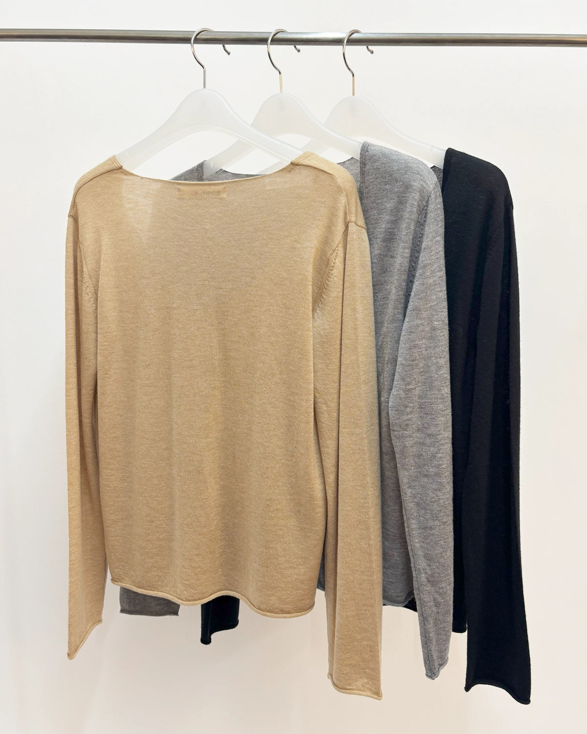 Merino Wool V-neck Knit (3 Colors)