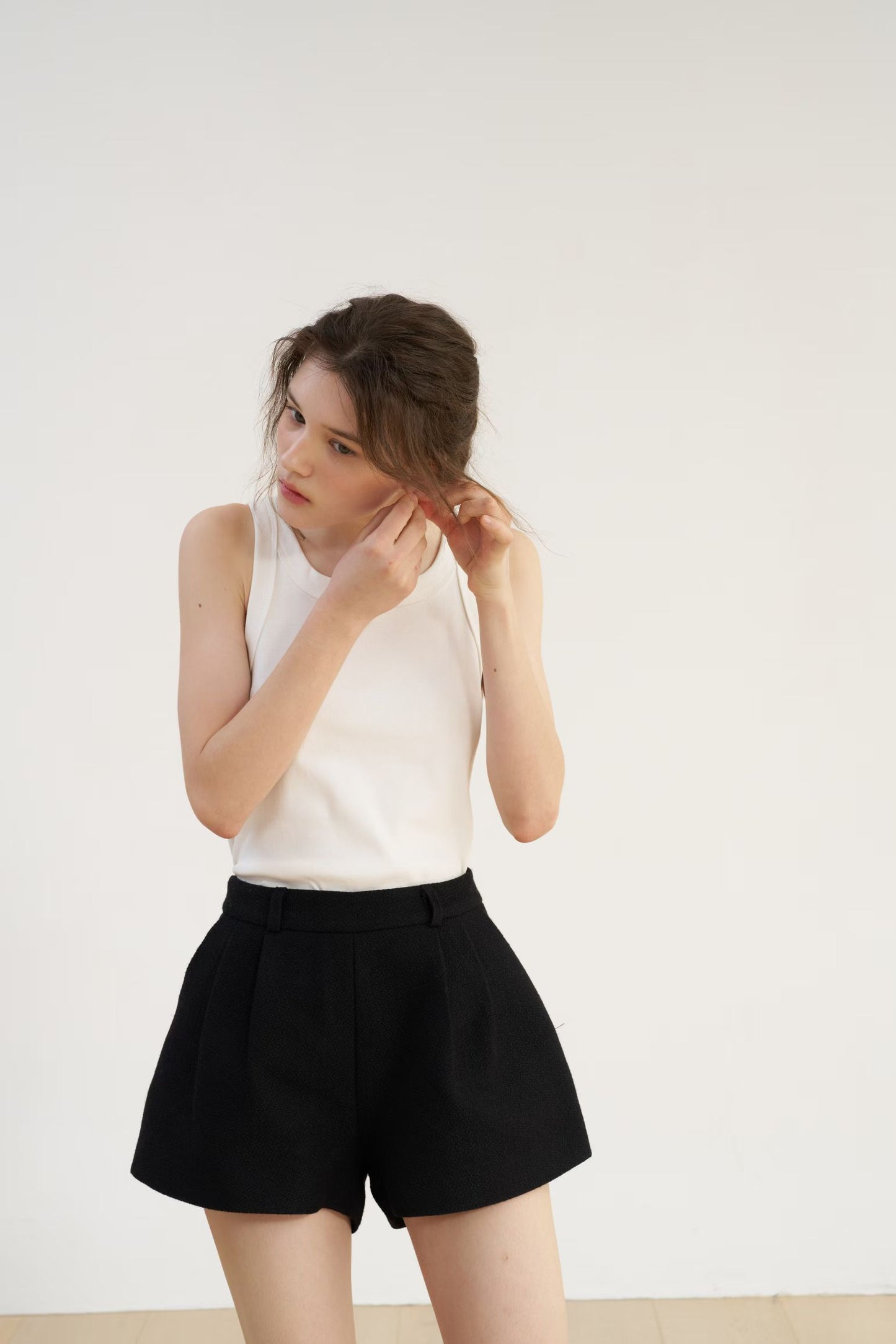 Peridot Tweed Short Pants (2 Colors)