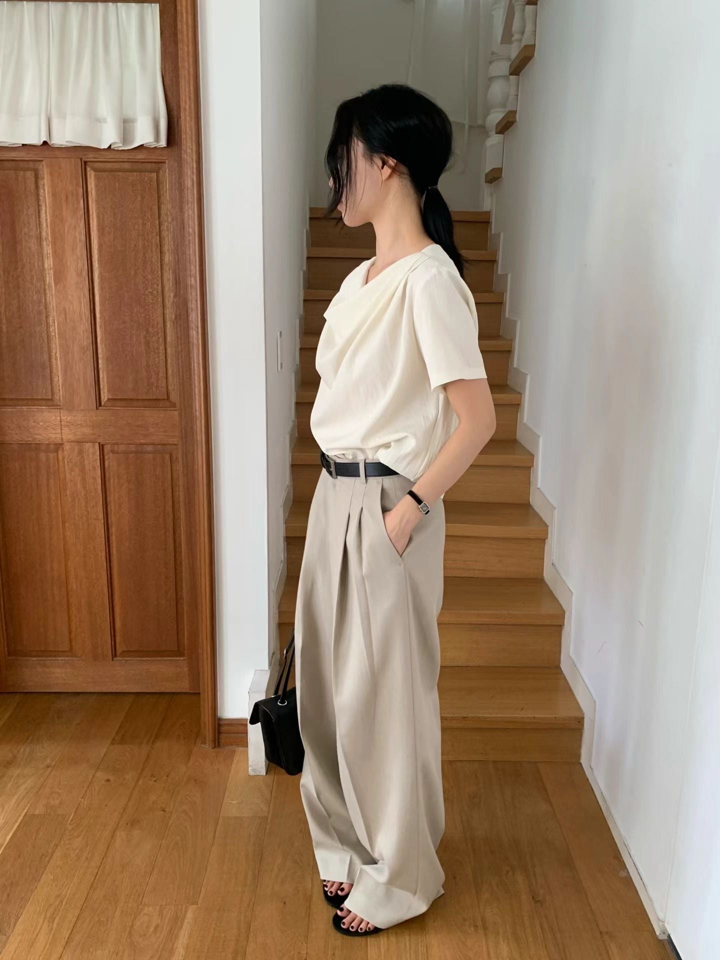 Neck Hool Blouse (2 Colors)