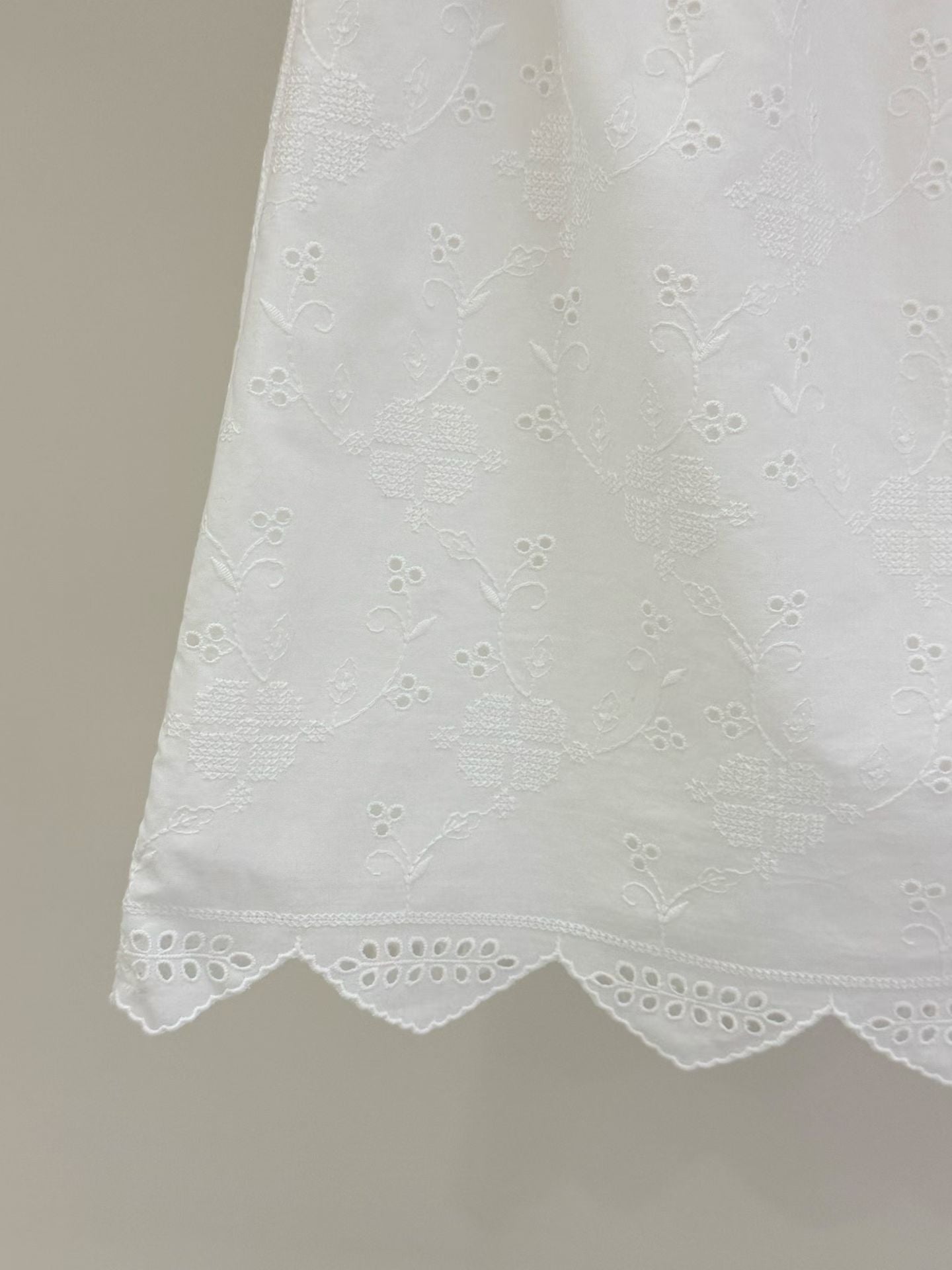 Levina Lace Skirt (2 Colors)